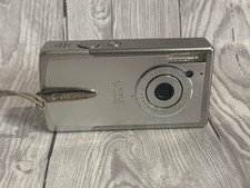 Canon IXUS i5 Digital Camera Silver With Battery Tested and Working