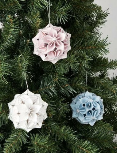 Set origami paper hanging - of,