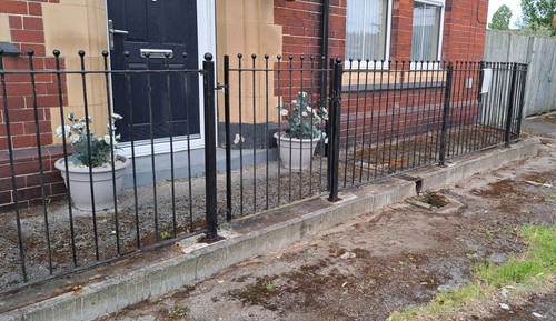 Heavy wrought iron - 10, fence