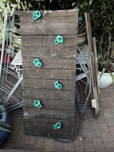 Children wooden climbing - wooden,