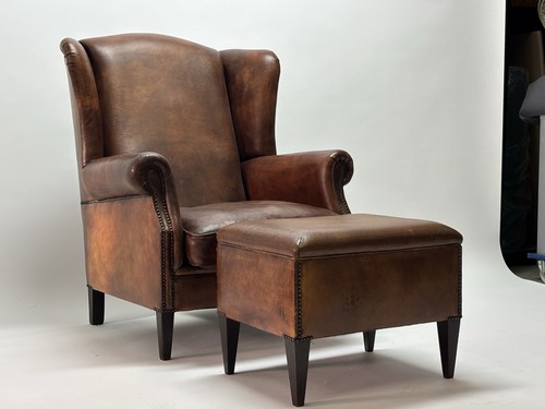 Chesterfield armchair with - chesterfield,