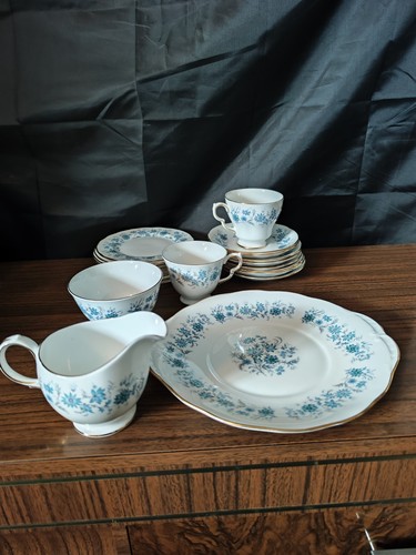Colclough braganza 8454 - braganza,