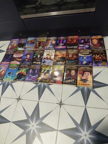 Star trek voyager - voyager, bundle