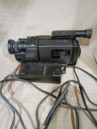 Vintage sony ccd - sony, ccd-v3