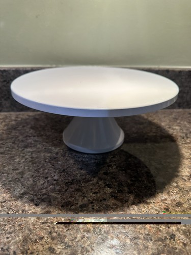 Spritz white metal enamel cake - enamel,
