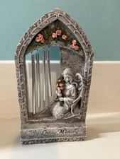 Resin Standing Grave Wind