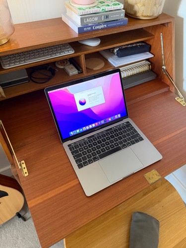 Apple macbook pro 2016 - macbook,