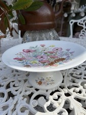 Wedgwood Meadow Sweet Cake