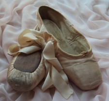 Vintage Pointe Shoes Timeworn Freed Of London Classical Ballet Shoes and Ribbons