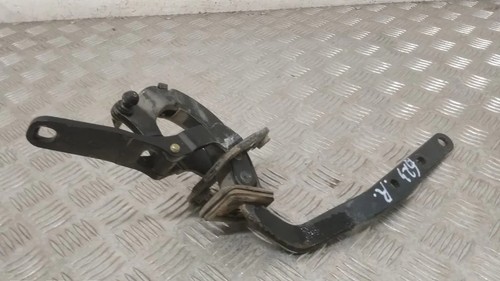 Volvo v70 tailgate hinge - v70, sw