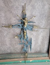 BRUTALIST CRUCIFIX IN BRASS