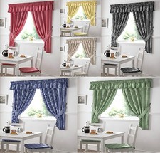 GINGHAM CHECK CURTAINS . MATCHING PELMETS / CAFES NETS  AVAILABLE TO BUY ALSO