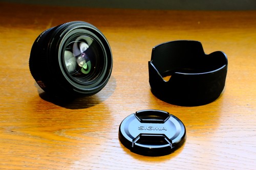 Sigma 30mm dc hsm - f/1.4,