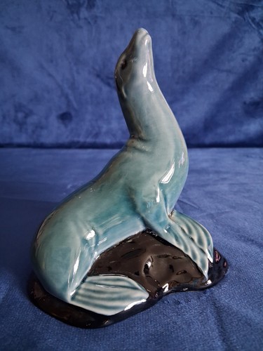 Poole pottery seal blue green - pottery, blue/green