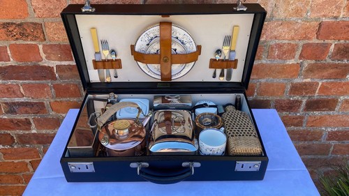 1930 person cased - 1930's, 'cased'