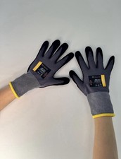 12 Pairs Size 8. UltraFlex Ultimate Gloves 15 Nitrile Foam