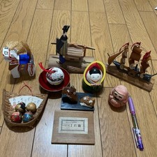 Set of 8 traditional Japanese