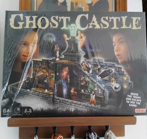 Ghost castle board game brand - board,