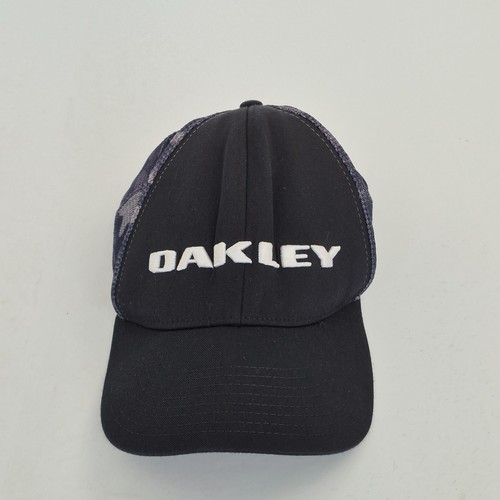 Oakley cap black - black, tracker