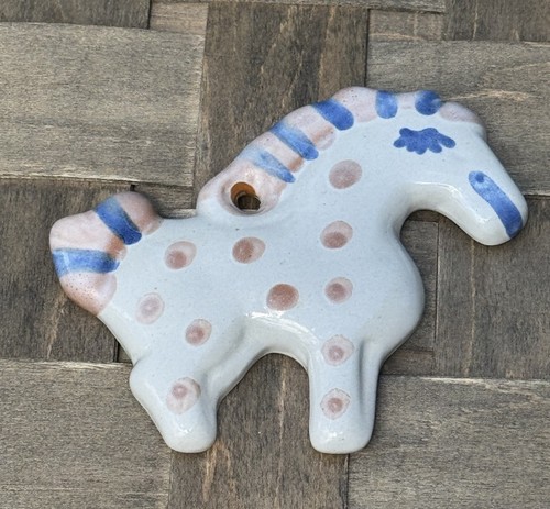 Hadley pottery horse - m.,