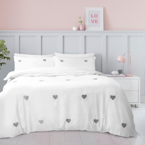 Embroidered duvet quilt - embroidered,