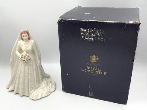 Royal worcester queen - royal,