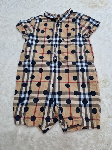 Burberry baby romper age - ,