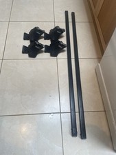 Thule 1200 foot pack with Thule rail Roof bars