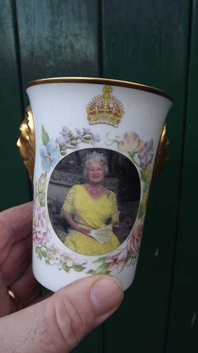 1990 queen mother - 1990, mother's