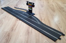 Scalextric 1:32 Digital Track - C7014 C7041 Pit Lane Game