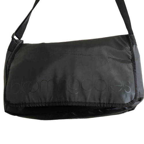 Black messenger bag - black,
