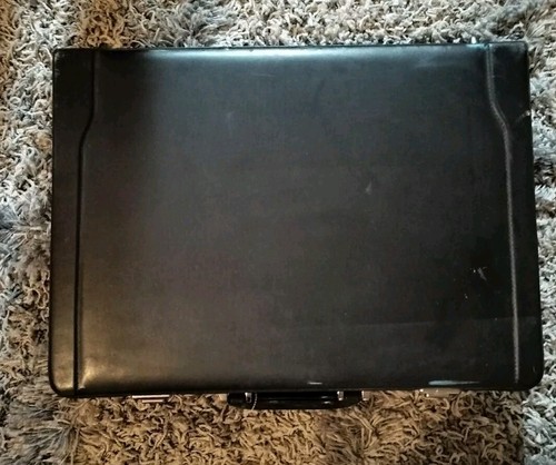 Vintage locking brief case - locking,