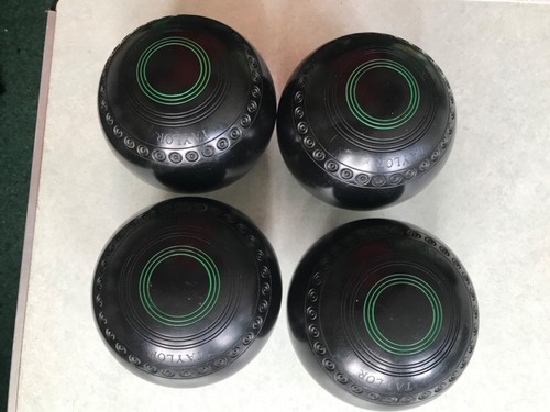 Lawn bowls size taylor - bowls,