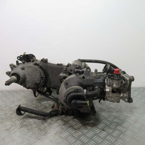 Piaggio 125 engine - x9,