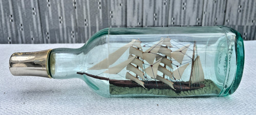 Vintage ship bottle - in,