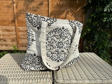 Pia Rossini - White and Black Beaded Beach Bag Handbag - Geometric Pattern