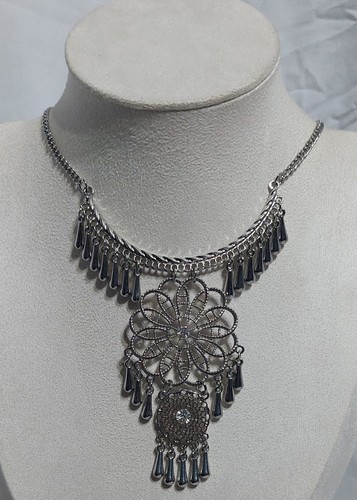 Silver tone choker - silver,