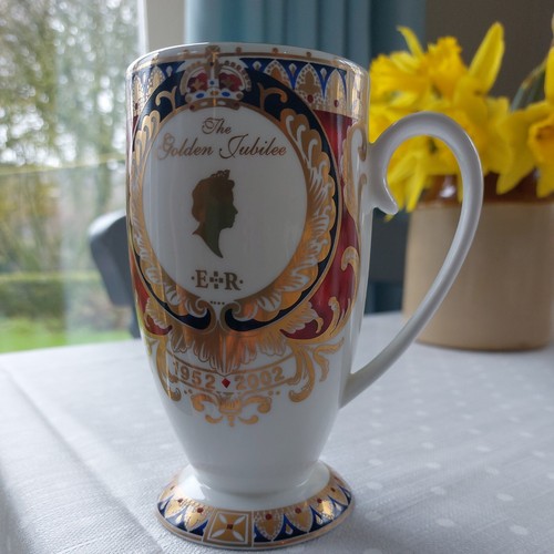 Queen elizabeth golden - queen,