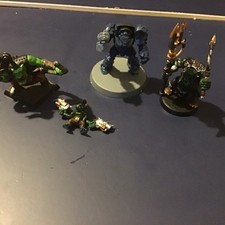 Warhammer 40k Painted Plastic. Figures X4. See Pics Low Start