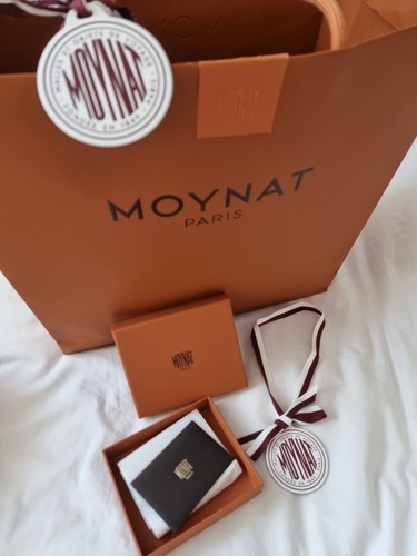 Moynat gift box 14x12x3 - .5cm, +