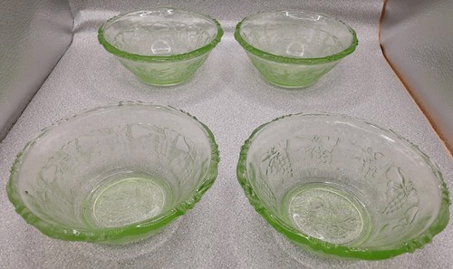Green glass dessert - green, x