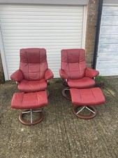 Smart Pair Of Stressless Mayfair Leather Signature Recliner Chairs & Footstools