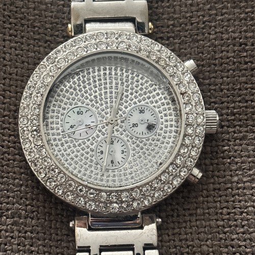 Broken river island - broken, diamanté