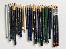 26 Derwent Faber Charcoal