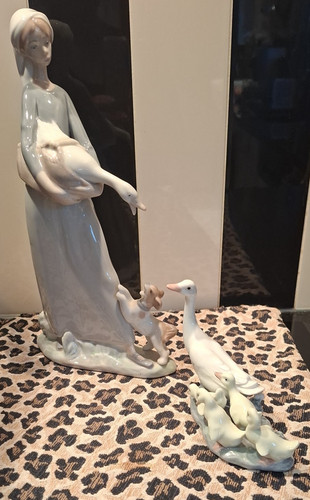 Lladro tall figure - 2,