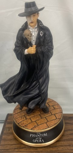 Phantom the opera music box - opera,