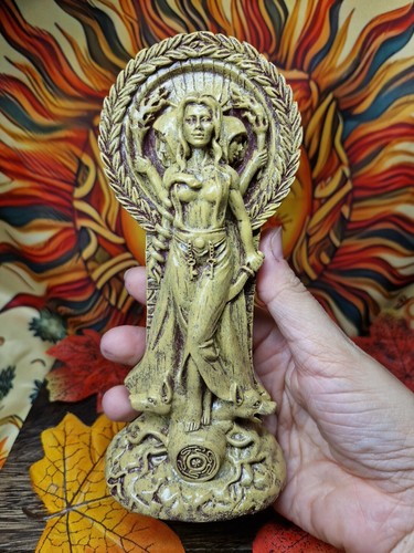 Hecate goddess statue magic - statue,