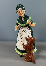 Royal Doulton Figurine Old Mother Hubbard HN2314