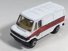 Maisto Mercedes Van 307D Fire
