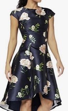 Chi Chi London Floral Navy Dip